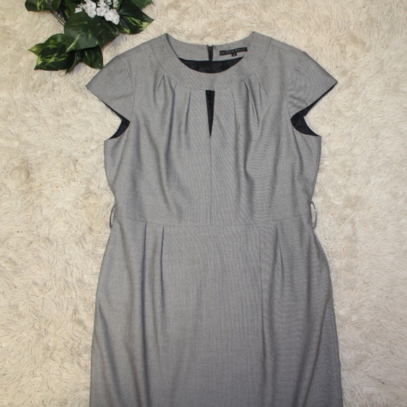 ANTONIO MELANI Dresses & Skirts - ANTONIO MELANI gray cap sleeve dress, sz: 12